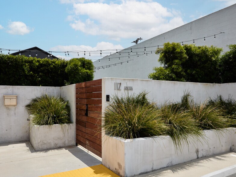 More Photos Of 112 Arena St, El Segundo Office For Sale