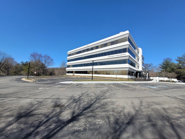 More Photos Of 200 Professional Dr, Gaithersburg Medical For Sale
