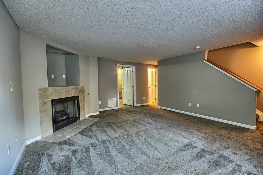 More Photos Of 7500 Sancus Blvd, Worthington Apartments For Sale