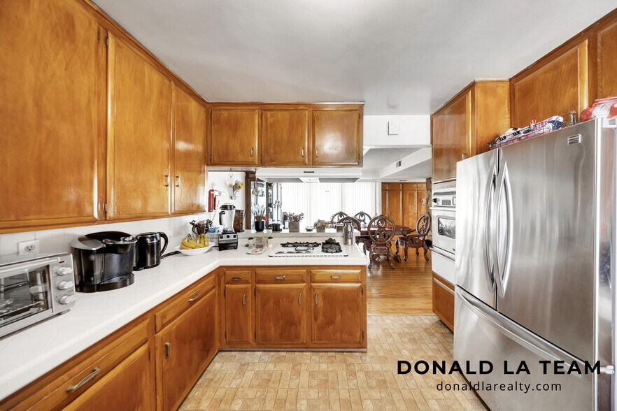 More Photos Of 109 E Hammel St, Monterey Park Apartments For Sale