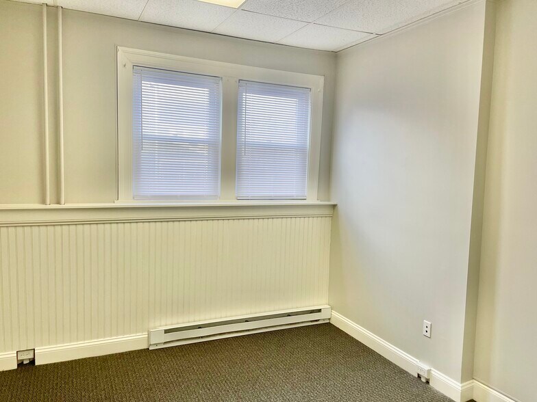 More Photos Of 257 E Main St, Westminster Multifamily For Sale