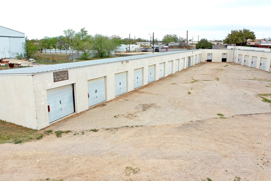 Primary Photo Of 500 Andrews St, Andrews Self Storage For Sale