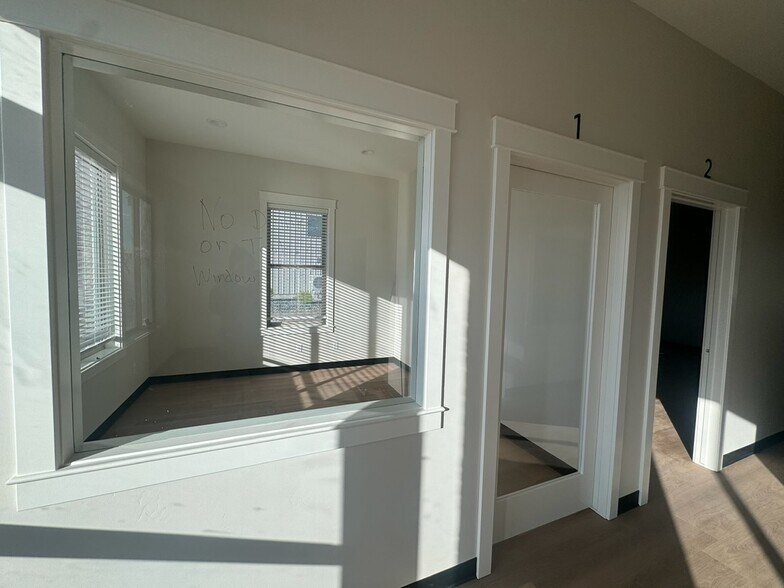 More Photos Of 112 Sugar Avenue, Sugar City Office For Lease