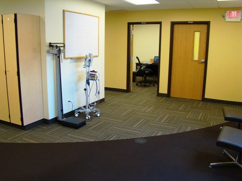 More Photos Of 4269 Pearl Rd, Cleveland Office For Lease