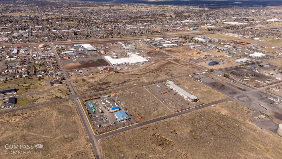 More Photos Of 265 11th St, Redmond Industrial For Lease