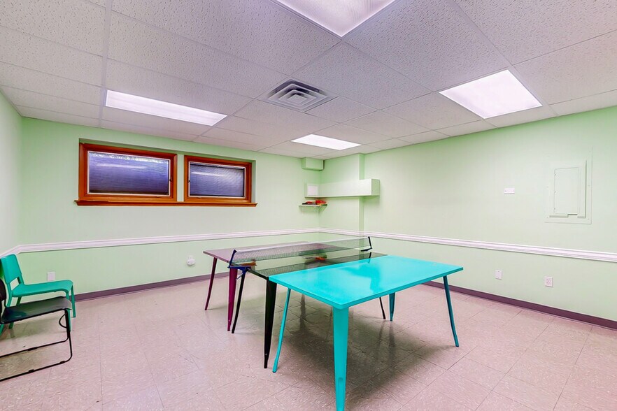 More Photos Of 7 Waterloo Rd, Stanhope Office For Sale