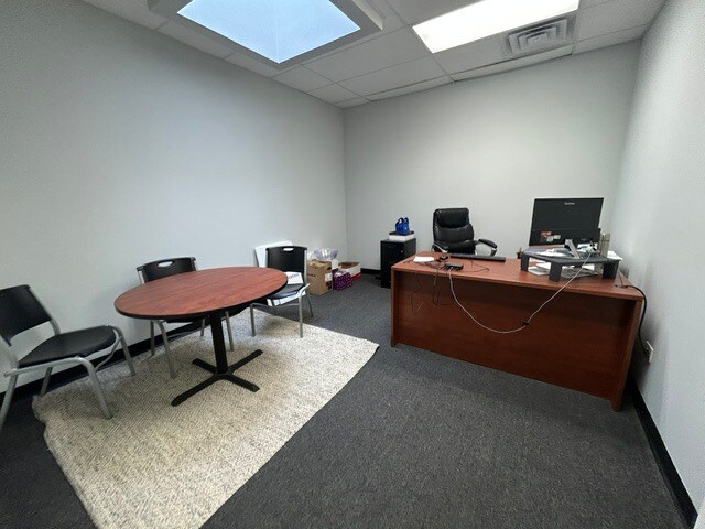More Photos Of 776-784 Busse Hwy, Park Ridge Office For Sale