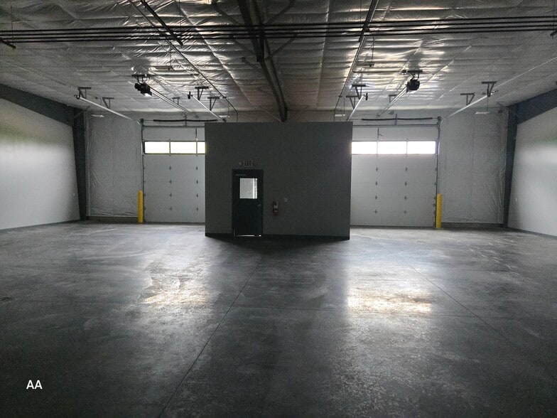 More Photos Of 1701-1713 Seddon Ct, Ashland Light Manufacturing For Lease