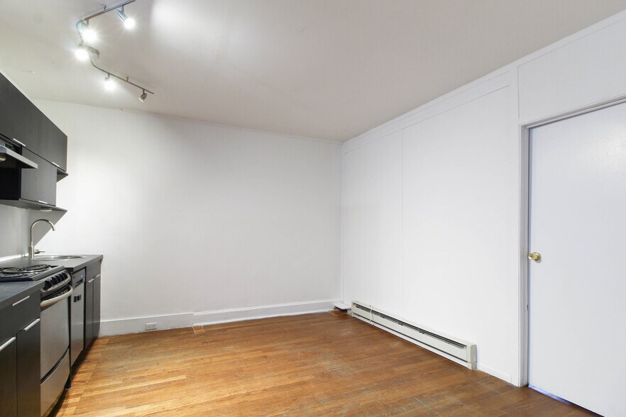 More Photos Of 133 E 35th St, New York Apartments For Sale