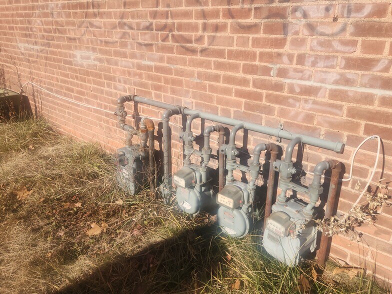 More Photos Of 356-360 Campbell Ave, West Haven Storefront Retail Residential For Sale