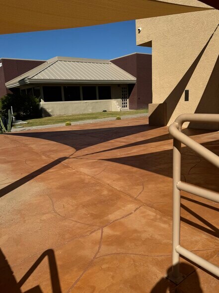 More Photos Of 1361 N Alma School Rd, Chandler Restaurant For Lease