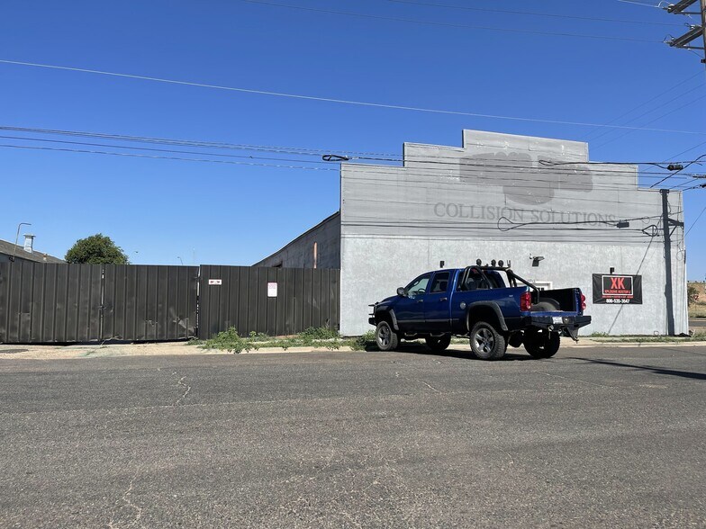 More Photos Of 311-405 19th St, Lubbock Warehouse For Sale