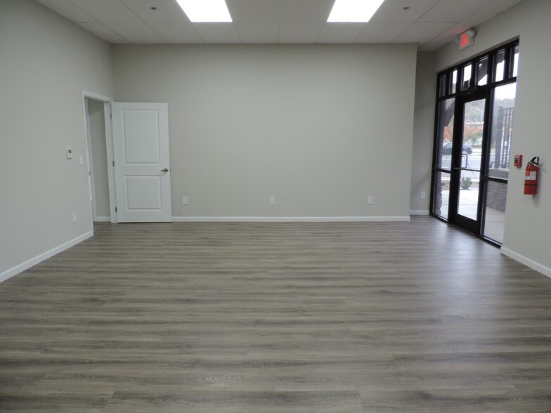 More Photos Of 475 Blowing Rock Rd, Boone Office Residential For Lease