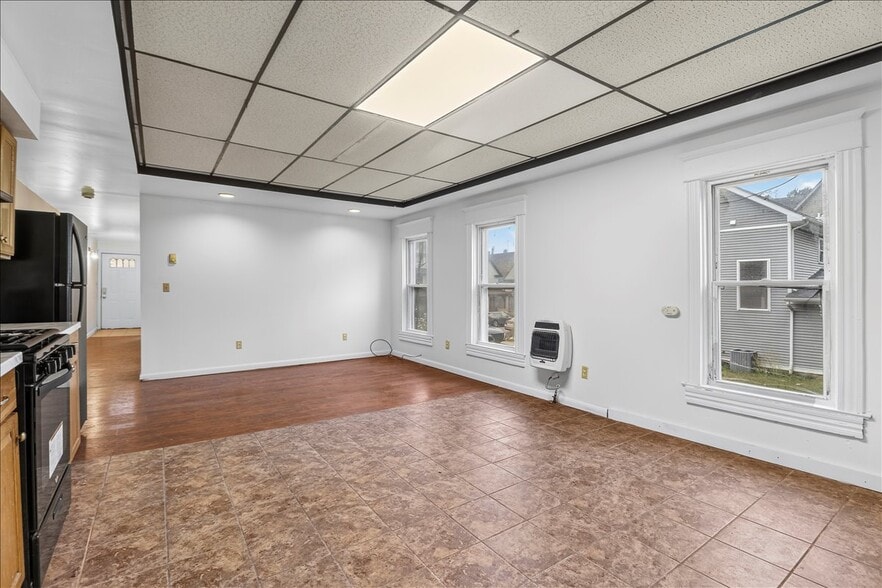 More Photos Of 914 Madison Ave, Scranton Apartments For Sale