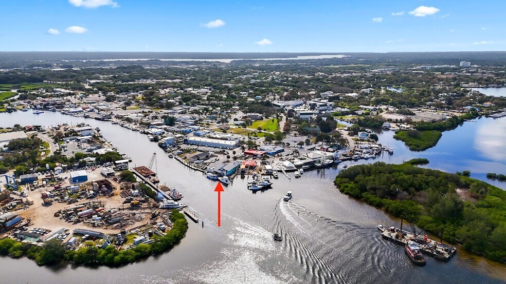 More Photos Of 1003 Roosevelt Blvd, Tarpon Springs Warehouse For Sale