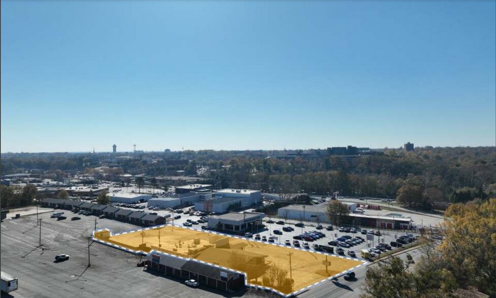 More Photos Of 351 Whitney Rd, Spartanburg Restaurant For Lease