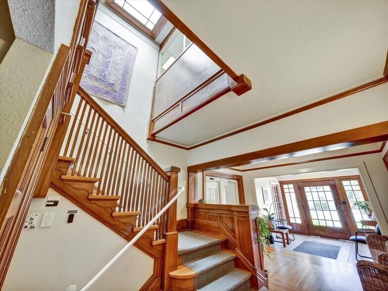 More Photos Of 825 College Ave, Santa Rosa Medical For Lease