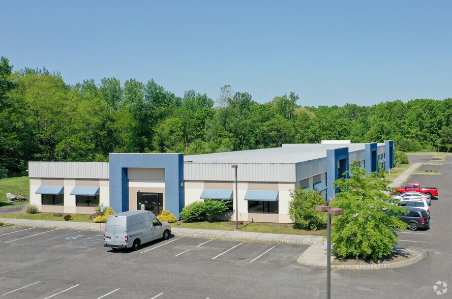 More Photos Of 5 Nami Ln, Hamilton Medical For Sale