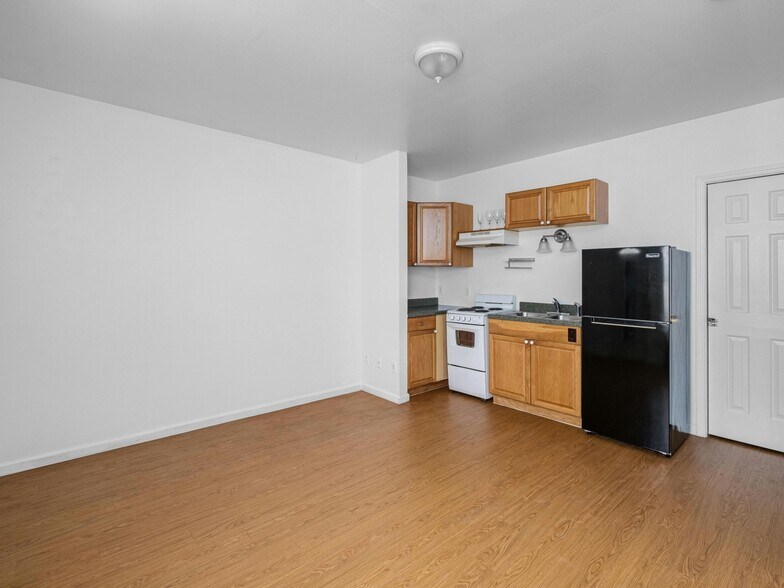 More Photos Of 2802 Whitis Ave, Austin Apartments For Sale