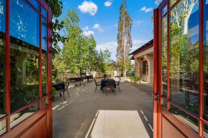 More Photos Of 4 County Road 124, Hesperus Restaurant For Sale