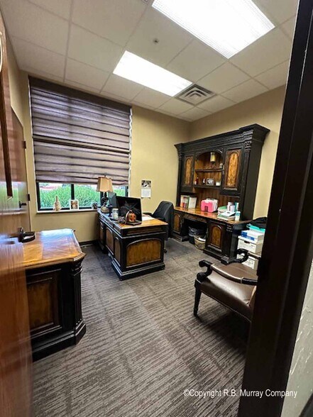 More Photos Of 3250 S Delaware Ave, Springfield Medical For Sale