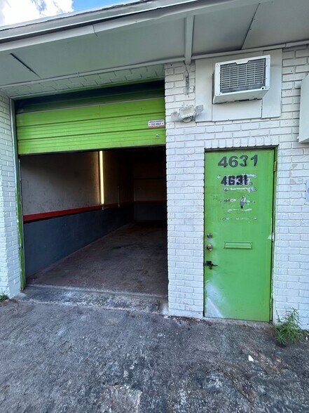 More Photos Of 4619-4629 NW 8th Ave, Oakland Park Warehouse For Lease