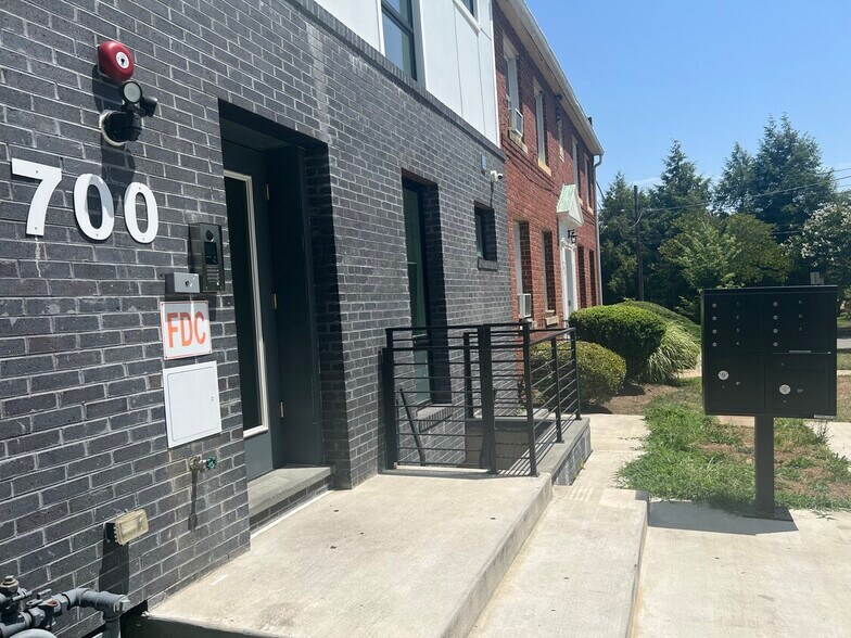 More Photos Of 700 Quincy St Ne, Washington Apartments For Sale