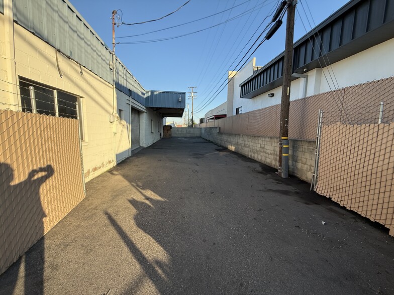 More Photos Of 1215 Railroad Ave, Clovis Warehouse For Lease
