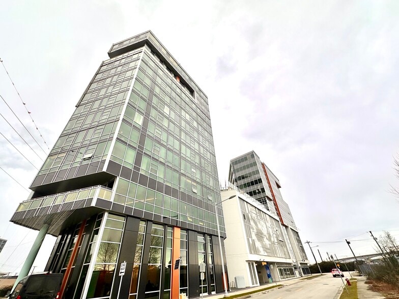 More Photos Of 8400 West Rd, Richmond Office For Lease