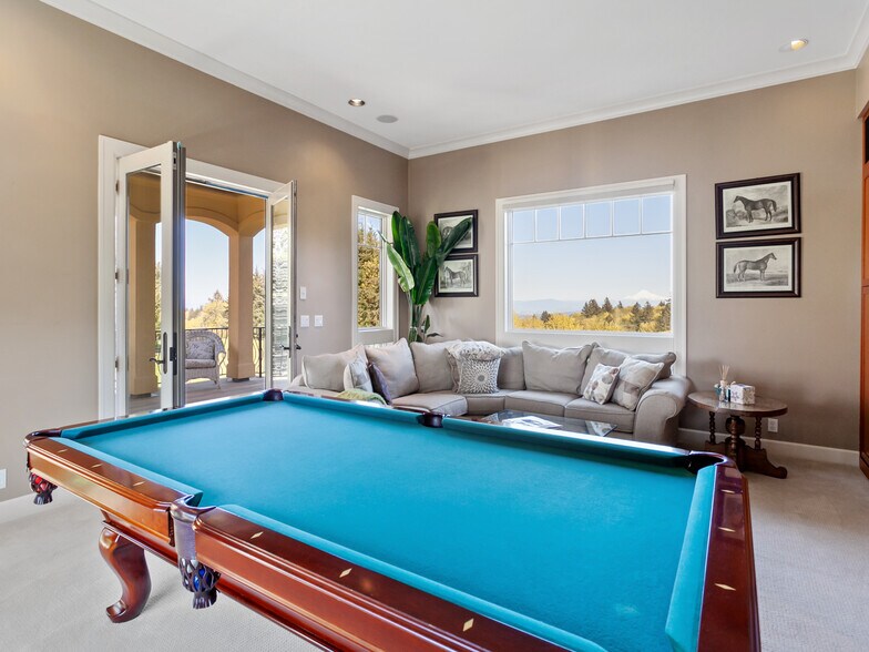 More Photos Of 6220 NW Skyline Blvd, Portland Specialty For Sale