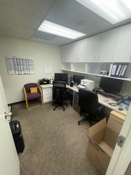 More Photos Of 11201-11259 Lockwood Dr, Silver Spring Office For Sale