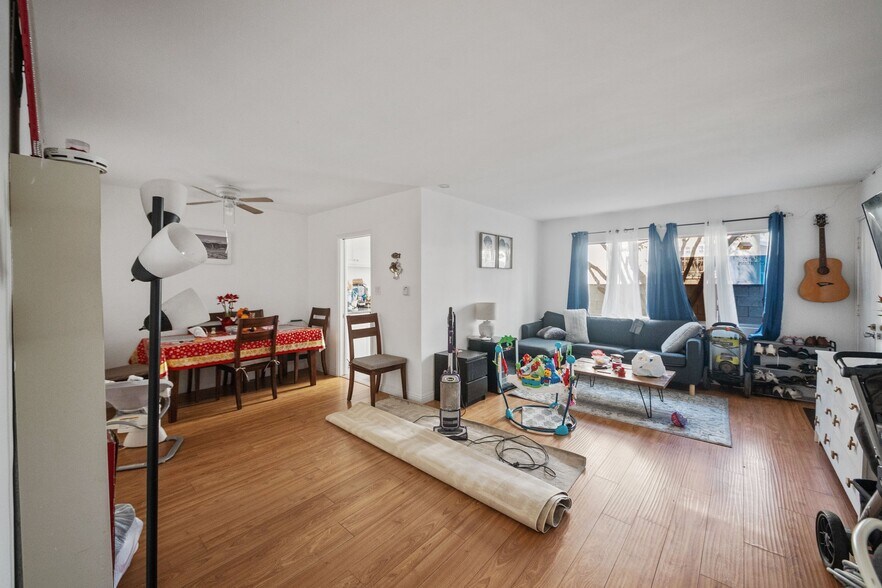 More Photos Of 736 S Gramercy Dr, Los Angeles Apartments For Sale