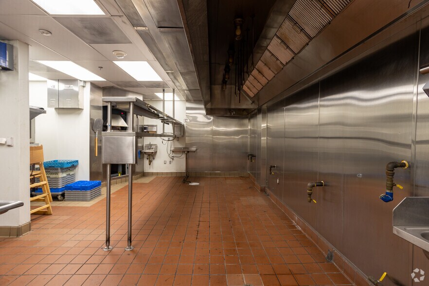 Photo of 1st Floor Ste 101 - 701 W 7th St