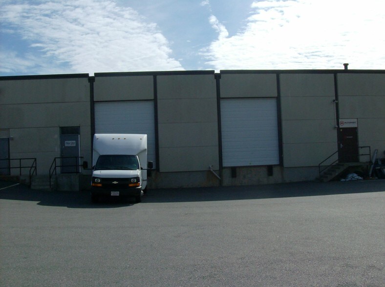 More Photos Of 145 Flanders Rd, Westborough Manufacturing For Lease