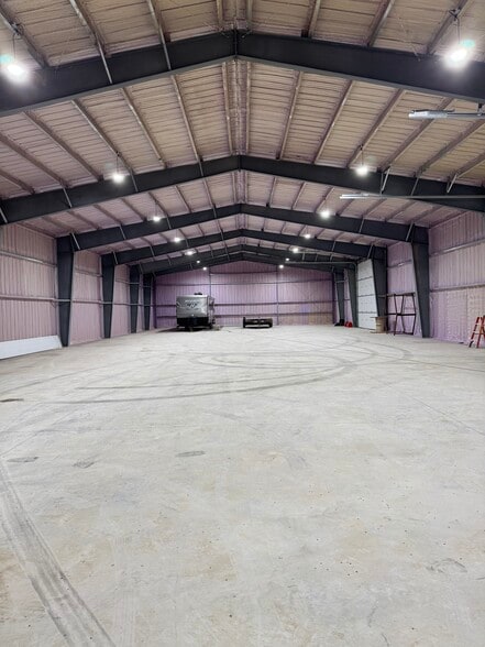 More Photos Of 13403 Stave Lake rd, Mission Warehouse For Lease