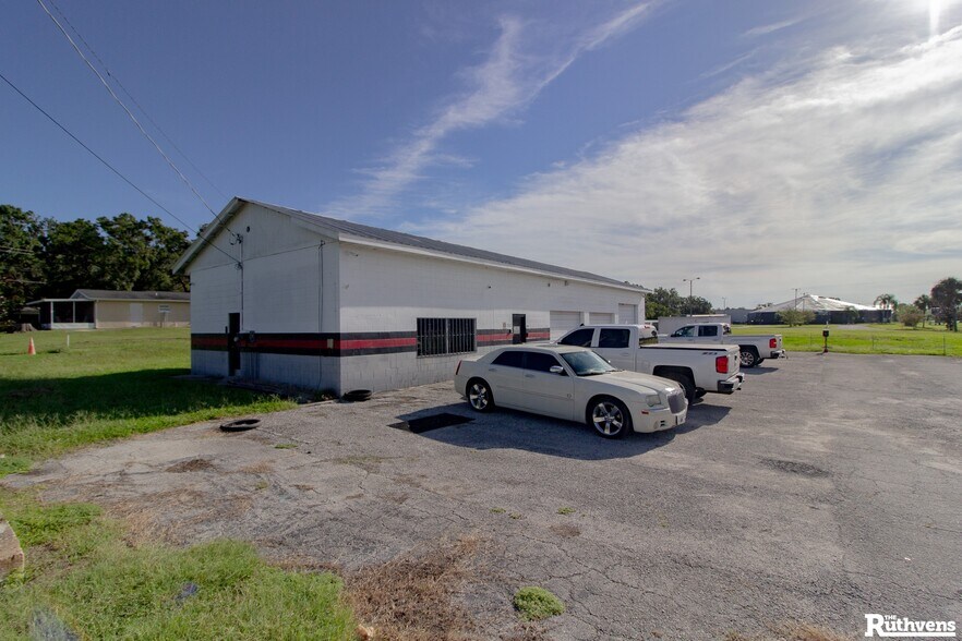 More Photos Of 1310 E Canal St, Mulberry Auto Repair For Sale