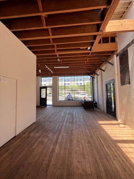 More Photos Of 1632-1634 W Temple St, Los Angeles Storefront For Lease