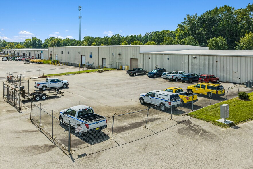 More Photos Of 3301 Jones Sausage Rd, Garner Warehouse For Lease