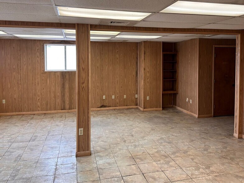 More Photos Of 16137 FM 624, Robstown Warehouse For Lease