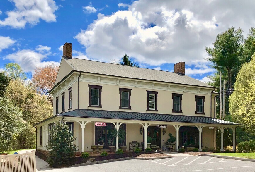 More Photos Of 4 W Rockland Rd, Montchanin Office For Lease