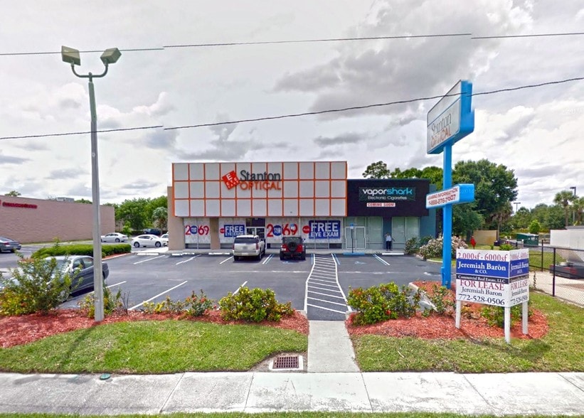 More Photos Of 2670-2860 NW Federal Hwy, Jensen Beach Storefront For Sale