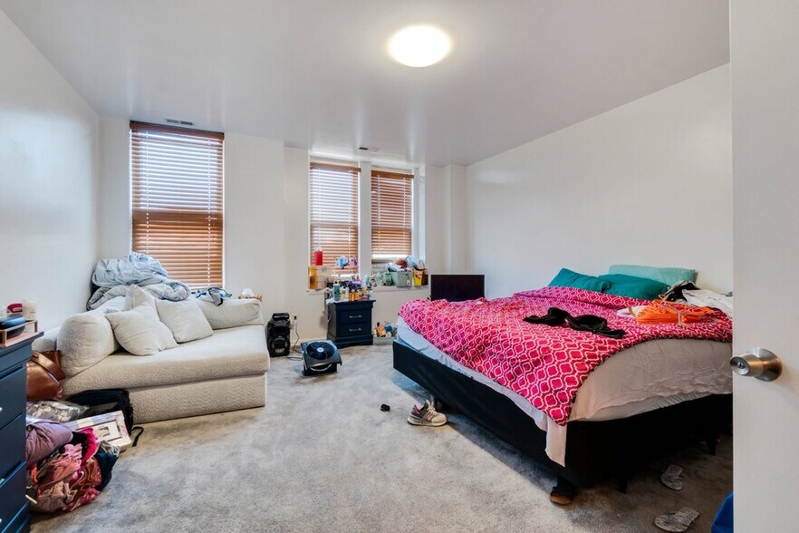 More Photos Of 2516-2520 N Charles St, Baltimore Apartments For Sale