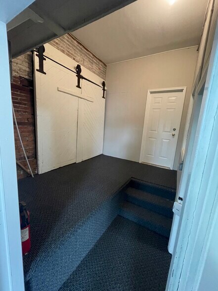 More Photos Of 249 Railroad Ave, Bird In Hand Self Storage For Lease