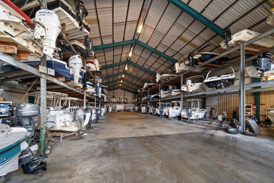 More Photos Of 2400 Bayshore Blvd, Dunedin Marina For Sale