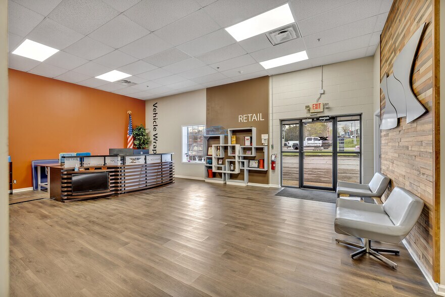 More Photos Of 1512 Nashville Hwy, Columbia Manufacturing For Lease