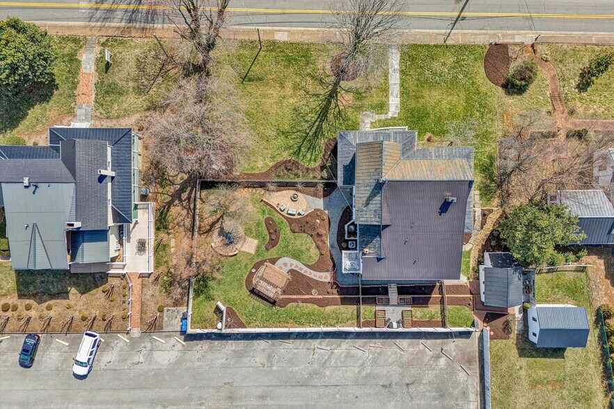 More Photos Of 185 Claiborne Ave, Rocky Mount Hospitality For Sale