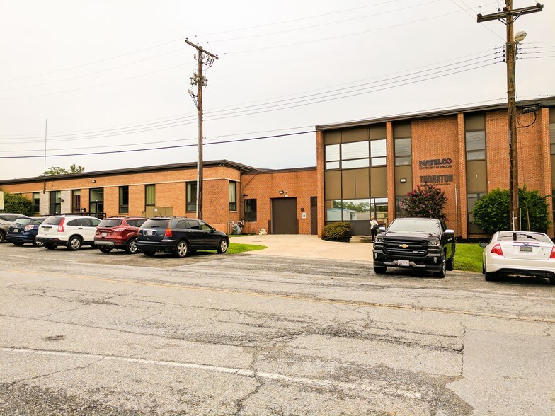 More Photos Of 110-120 W Hampton Ave, Capitol Heights Flex For Lease