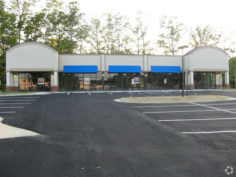 More Photos Of 13541-13549 Waterford Pl, Midlothian Freestanding For Lease