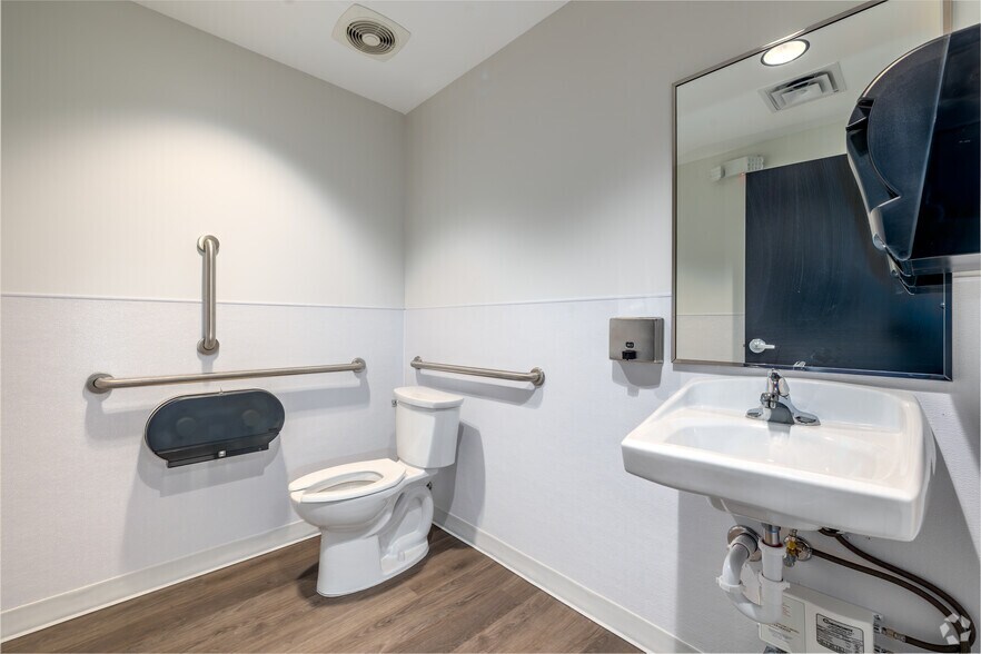 Photo of 1st Floor Ste 2943