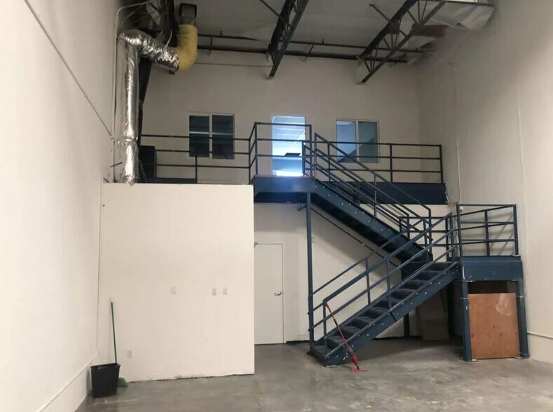 More Photos Of 3100 E Cedar St, Ontario Warehouse For Lease